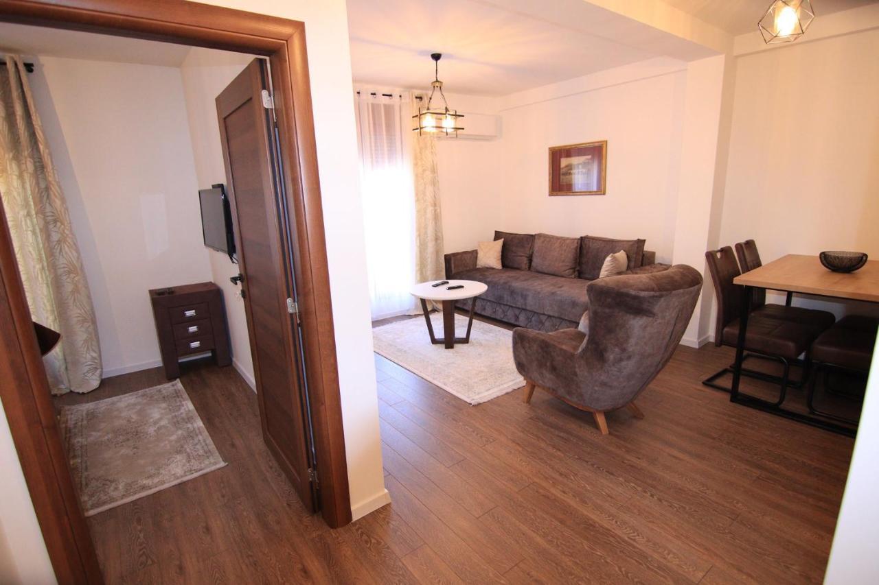 Apartmani Fantasia Cetinje Exterior foto