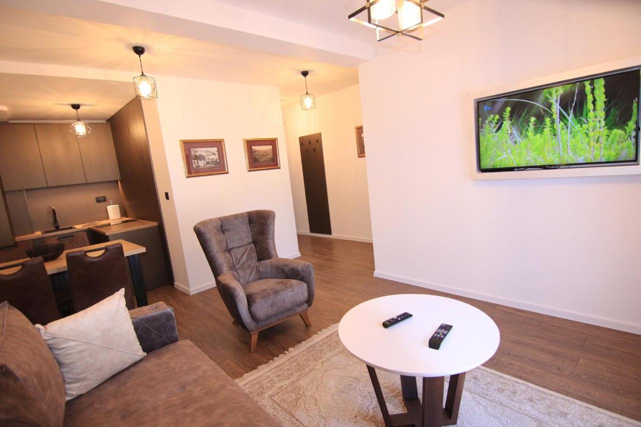 Apartmani Fantasia Cetinje Exterior foto